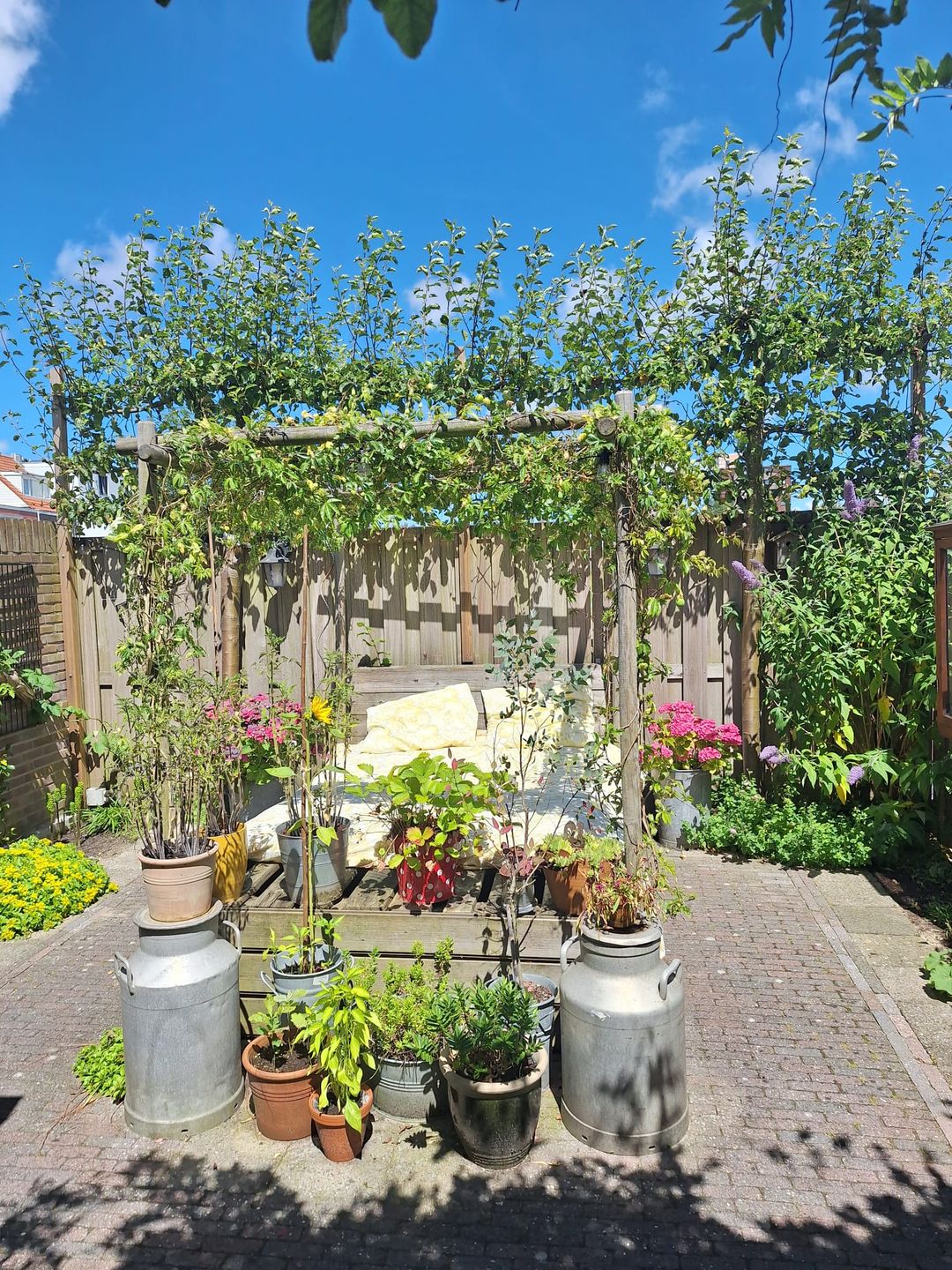 Foto 17 van Floresstraat 89