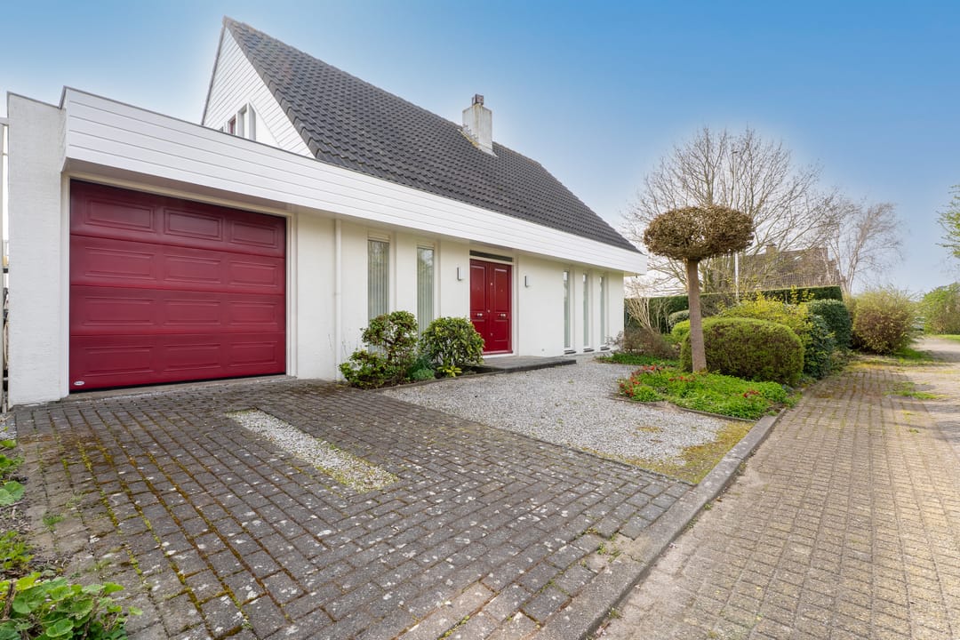 Foto 8 van Bachstraat 6