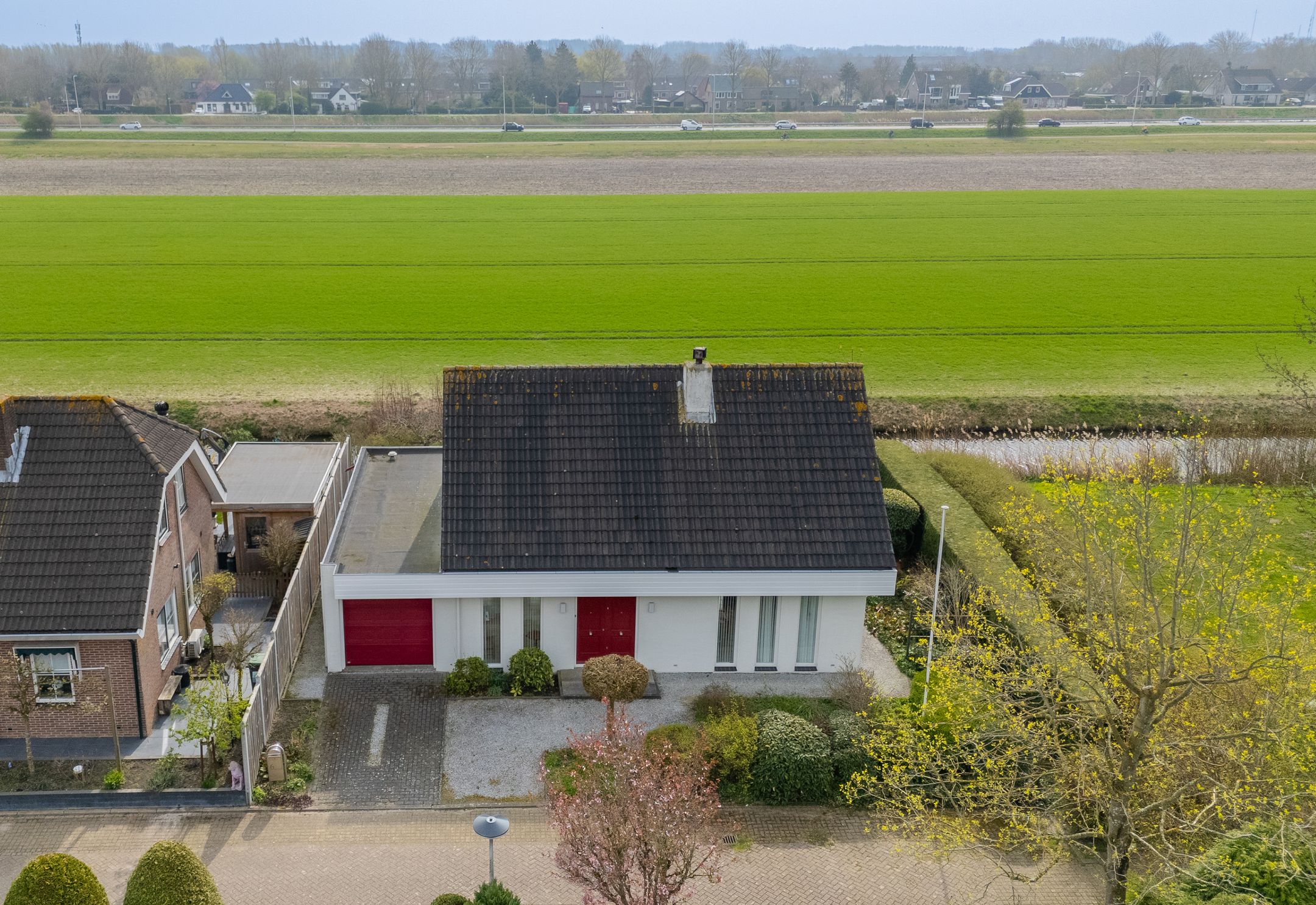 Foto 39 van Bachstraat 6