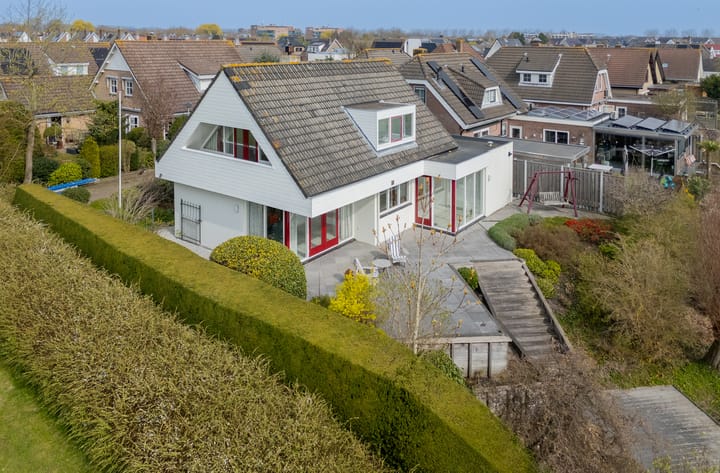 Photo 3 of Bachstraat 6