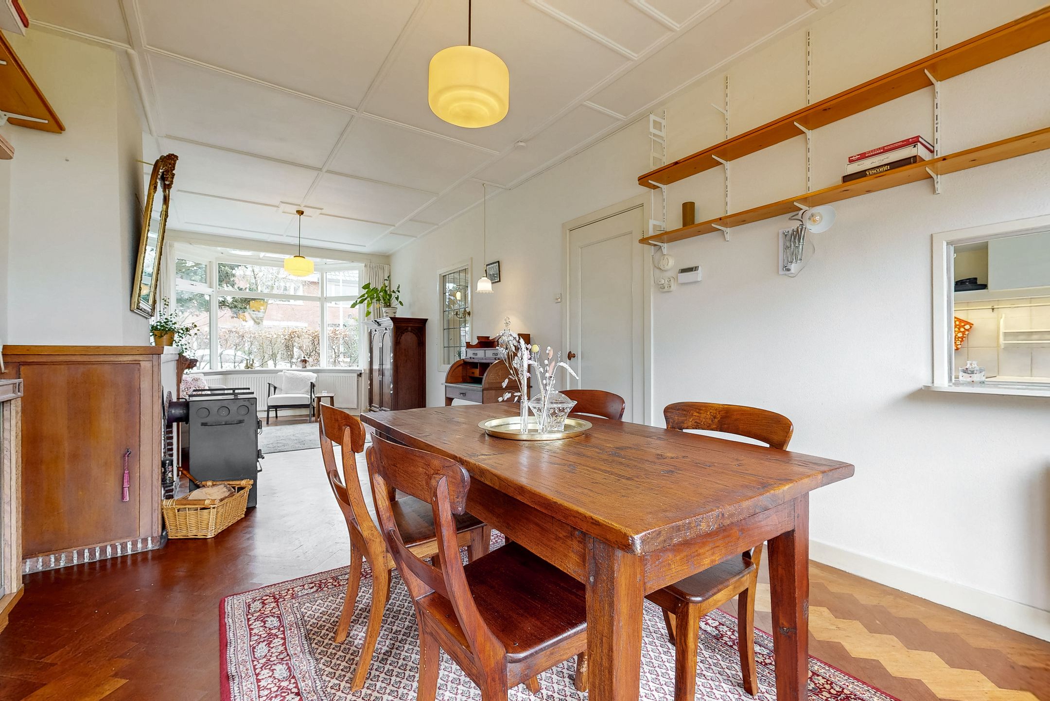 Charming 1930s Semi-Detached Home with Garage and Deep Garden — 12