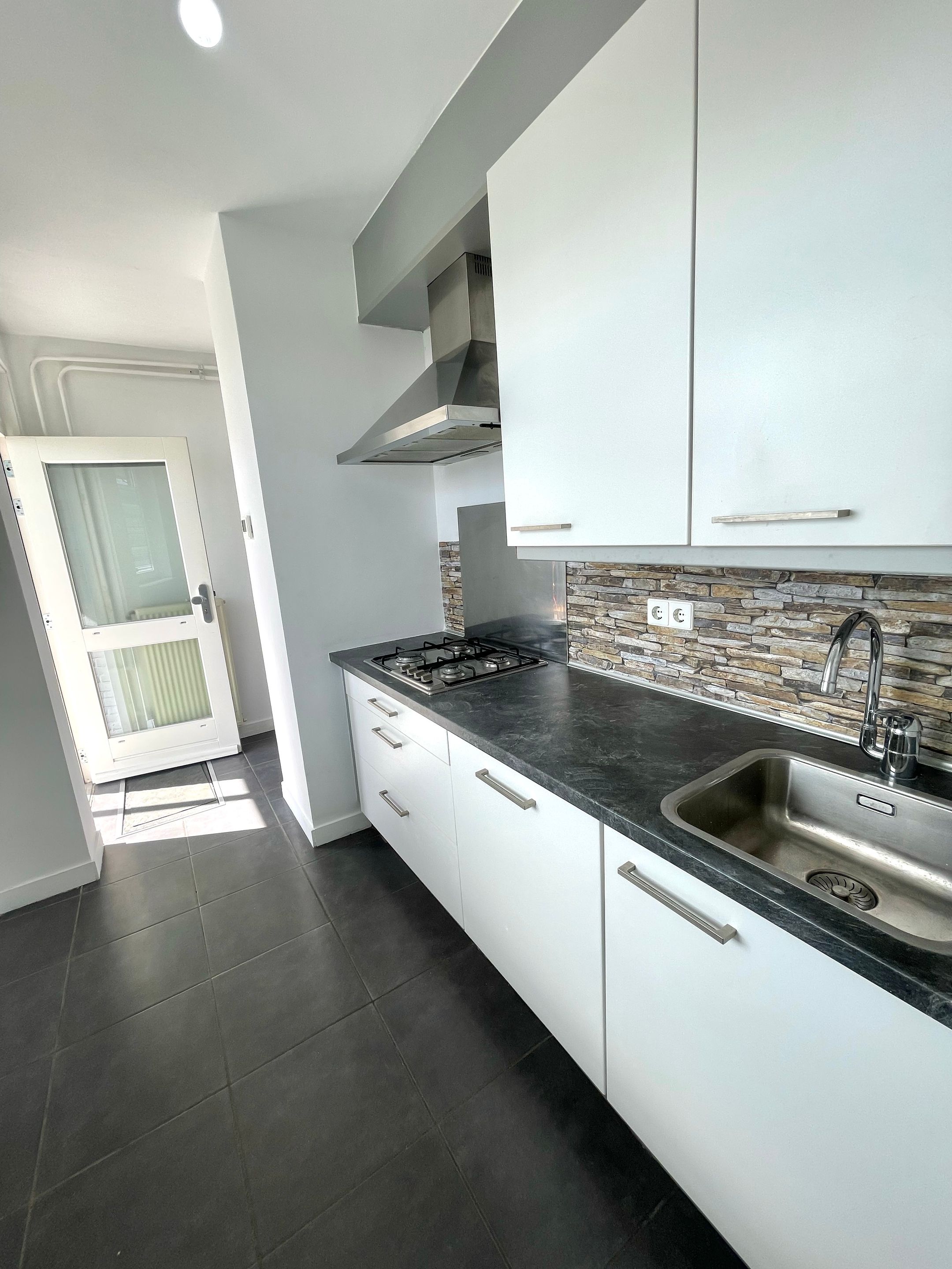 Foto 30 van Henri Hermanslaan 354