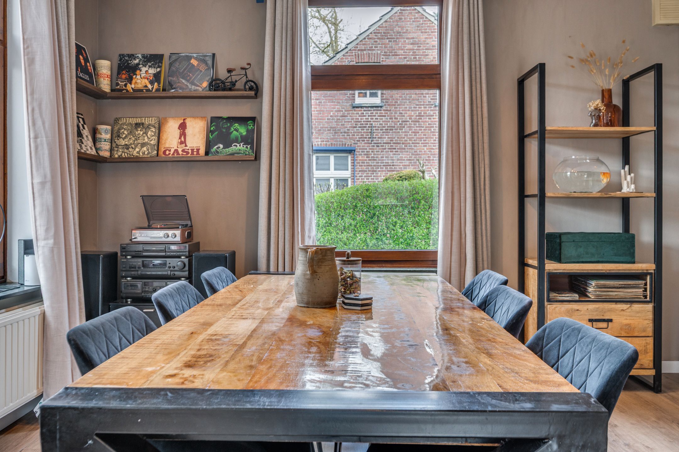 Photo 12 of Mgr Aertsstraat 28
