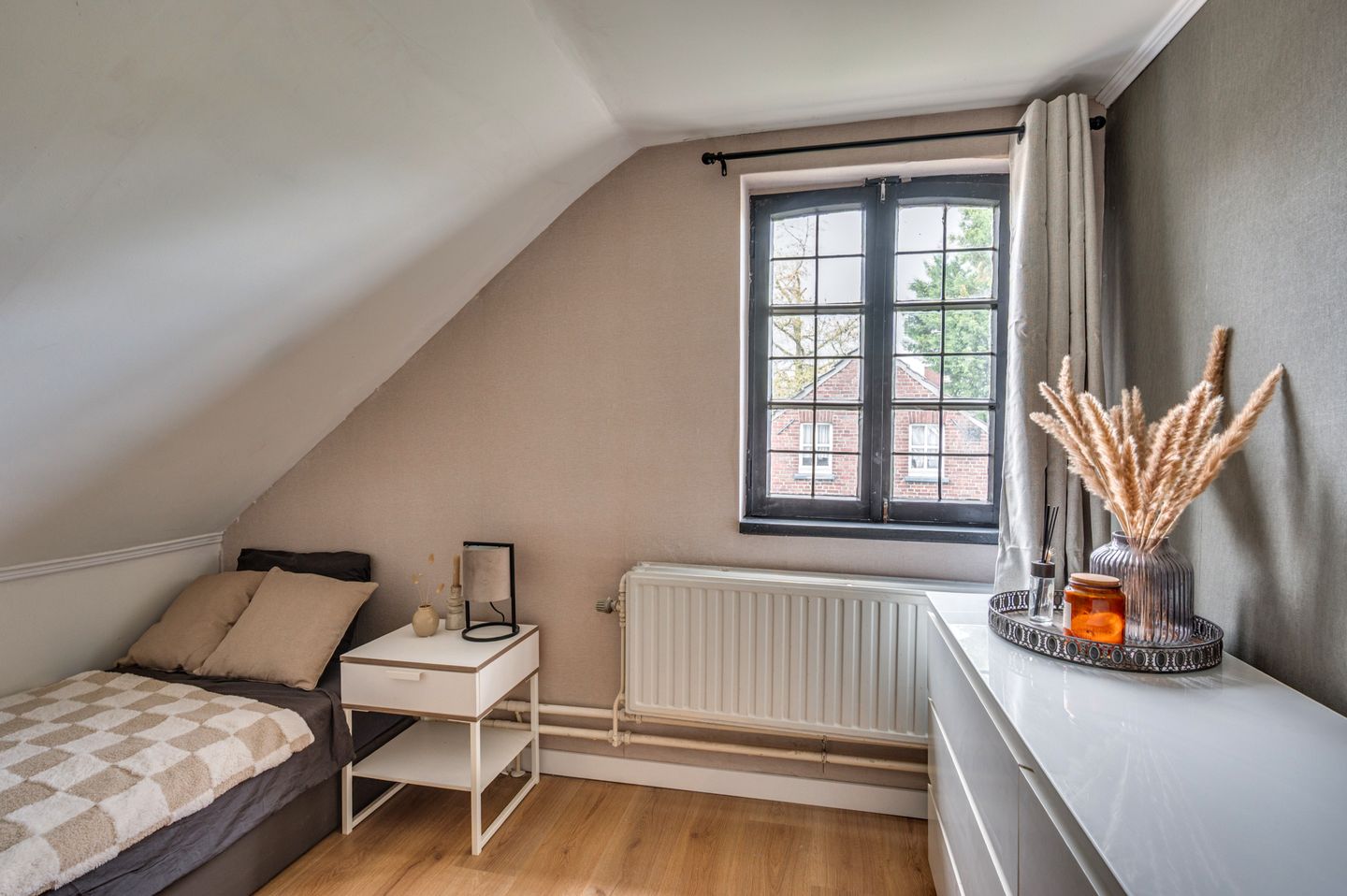 Photo 34 of Mgr Aertsstraat 28