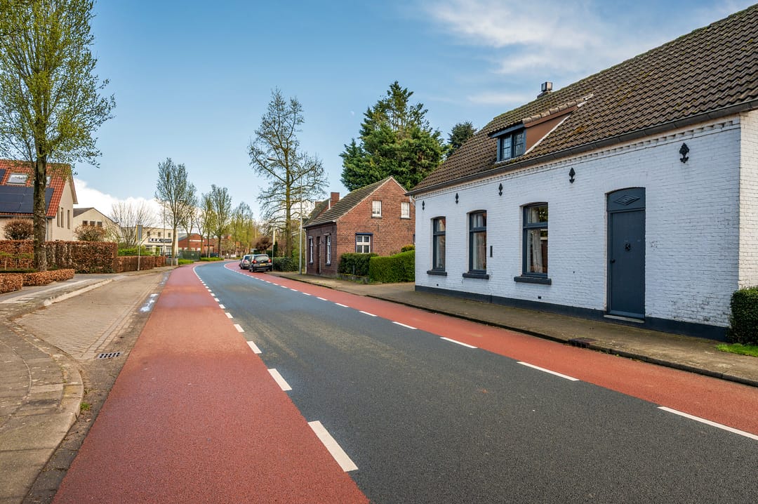 Photo 77 of Mgr Aertsstraat 28