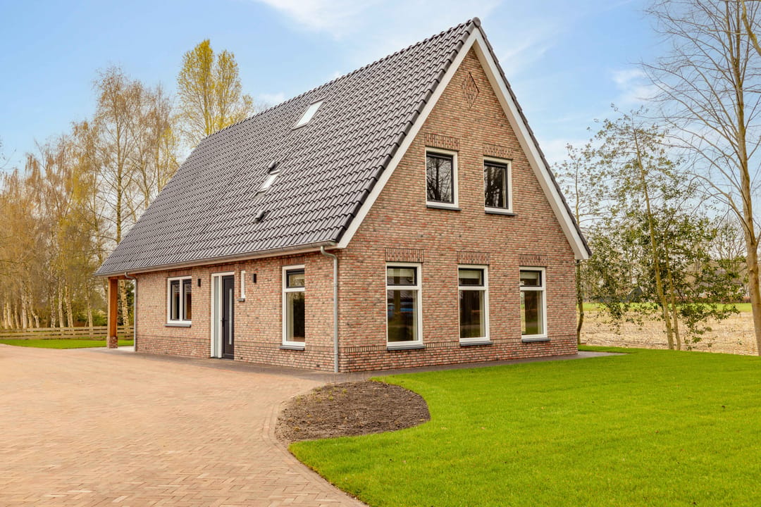 Move-in Ready Luxury New Build Villa in a Peaceful Rural Setting — 52