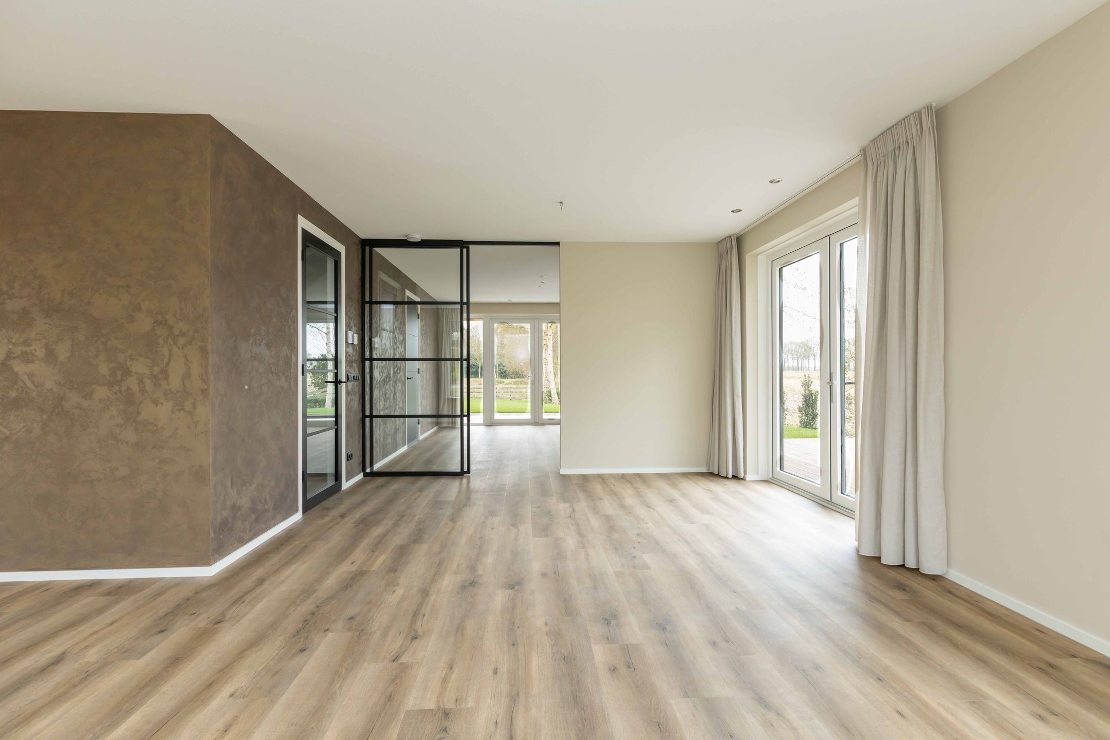 Move-in Ready Luxury New Build Villa in a Peaceful Rural Setting — 12