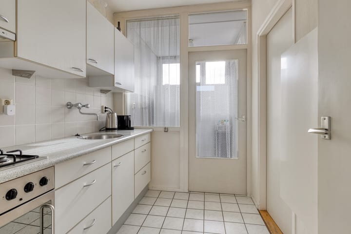 Photo 3 of Roemer Visscherstraat 4