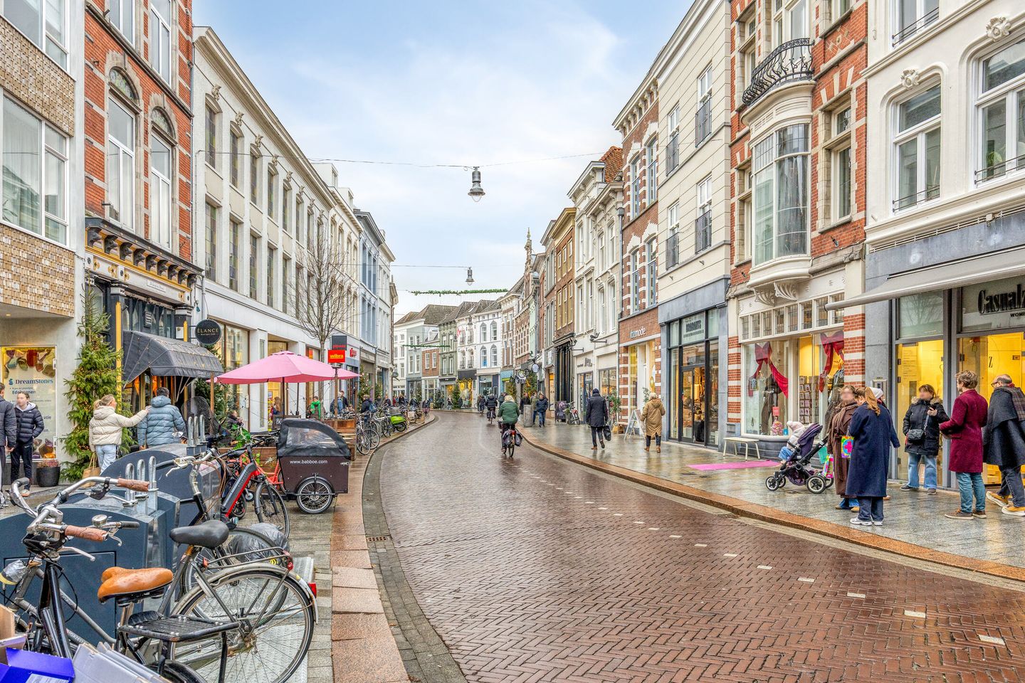 Foto 34 van Achter het Verguld Harnas 3-B