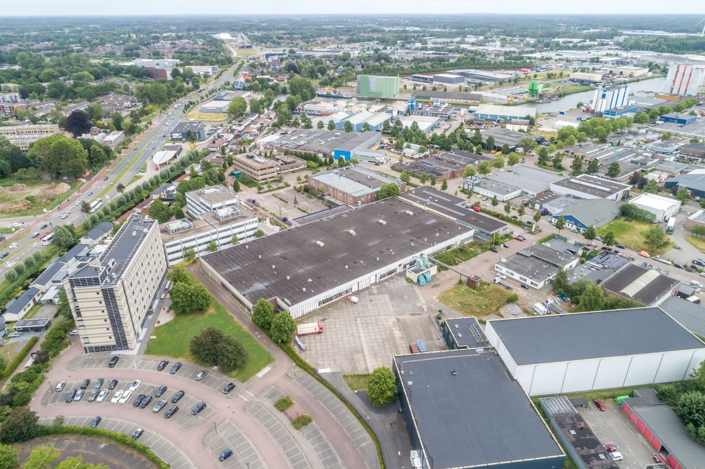 View photo 5 of Staverenstraat 13