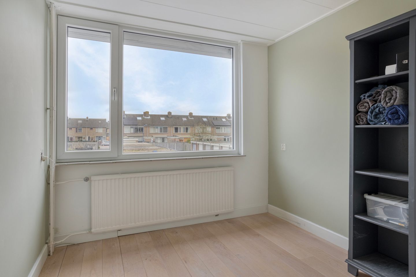 Spacious terraced house with garage and free polder view in Zierikzee — 20