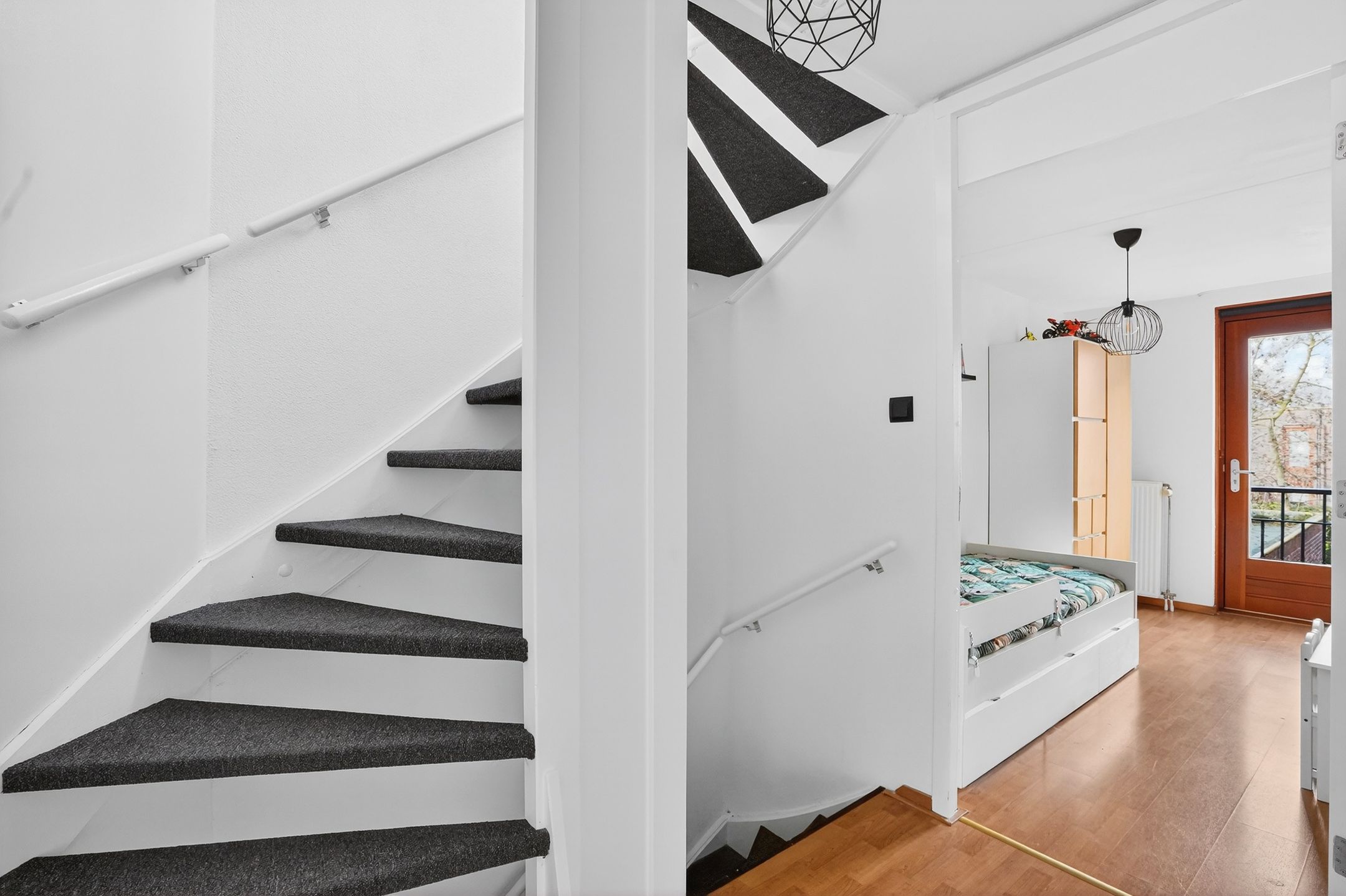 Spacious Five-Bedroom Terraced Home with Garden in Eindhoven — 30