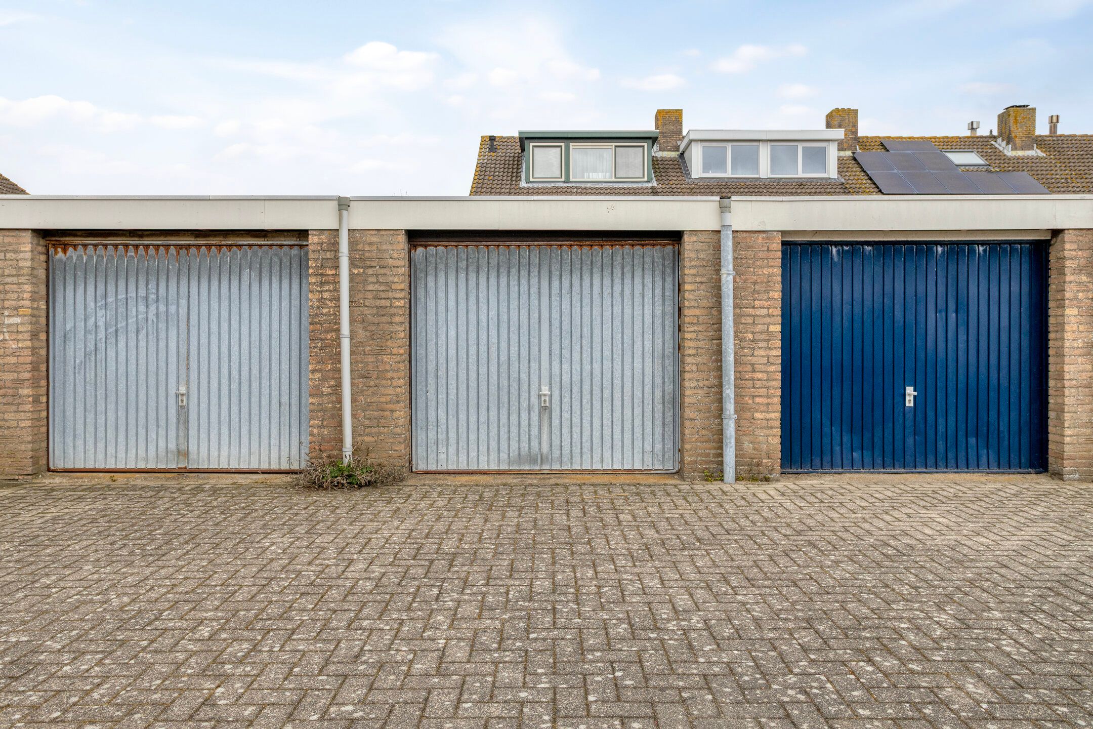 Spacious terraced house with garage and free polder view in Zierikzee — 36
