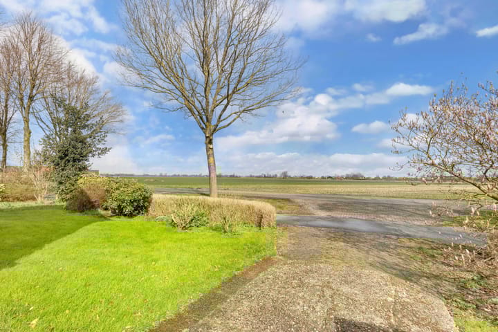 Photo 3 of Domela Nieuwenhuisweg 63