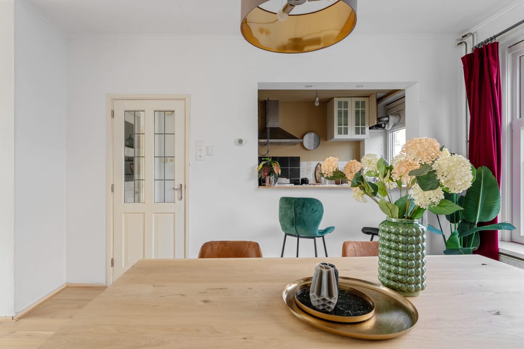 Light and well-maintained 3-room apartment with south-facing balcony in popular Bergpolder — 17