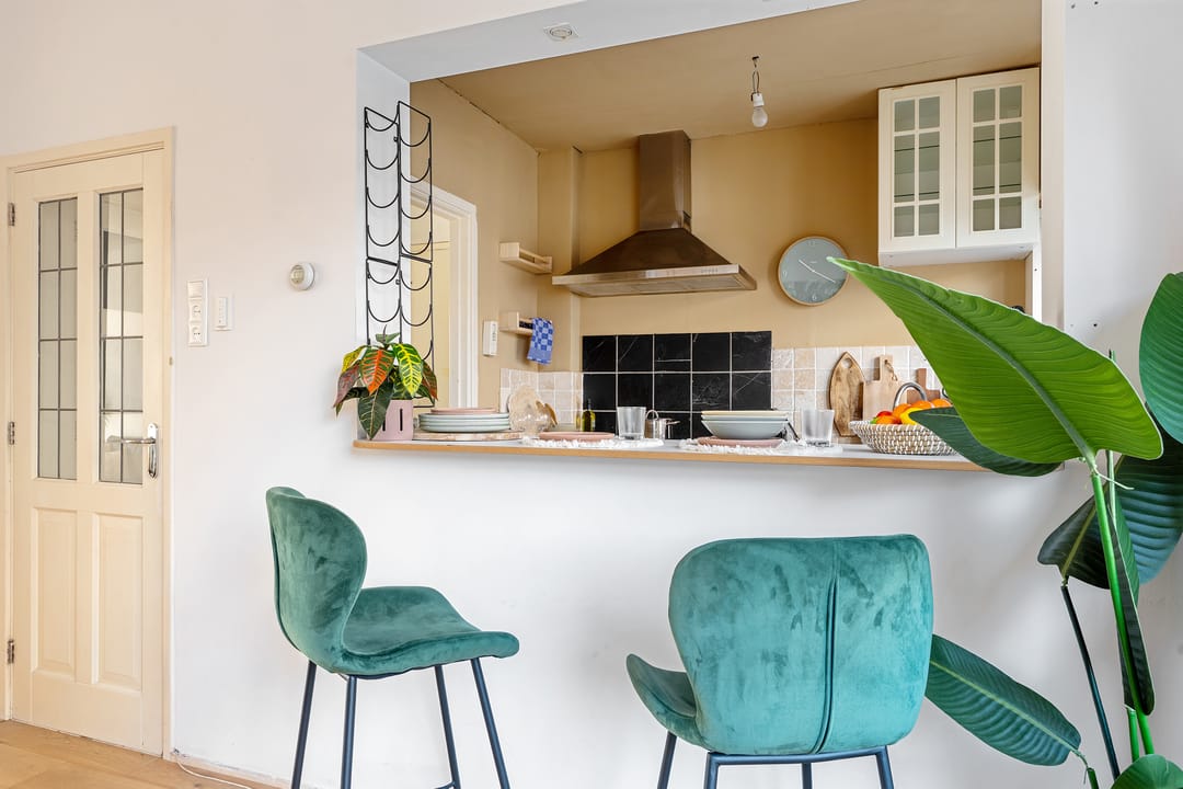 Light and well-maintained 3-room apartment with south-facing balcony in popular Bergpolder — 16