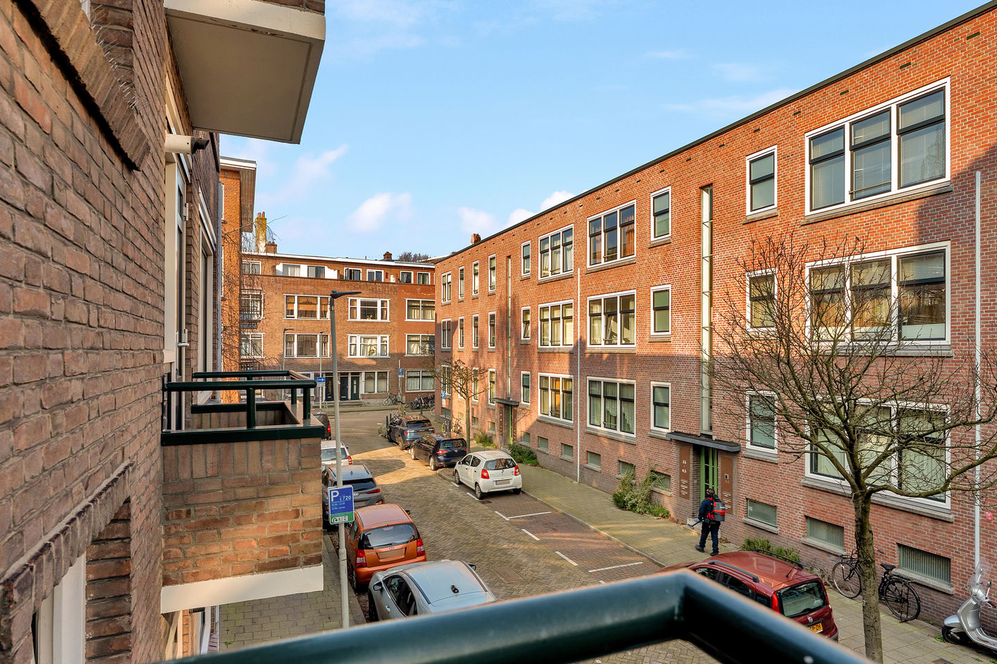 Light and well-maintained 3-room apartment with south-facing balcony in popular Bergpolder — 29