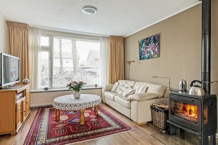 Photo 2 of Burgemeester Rietmanstraat 36