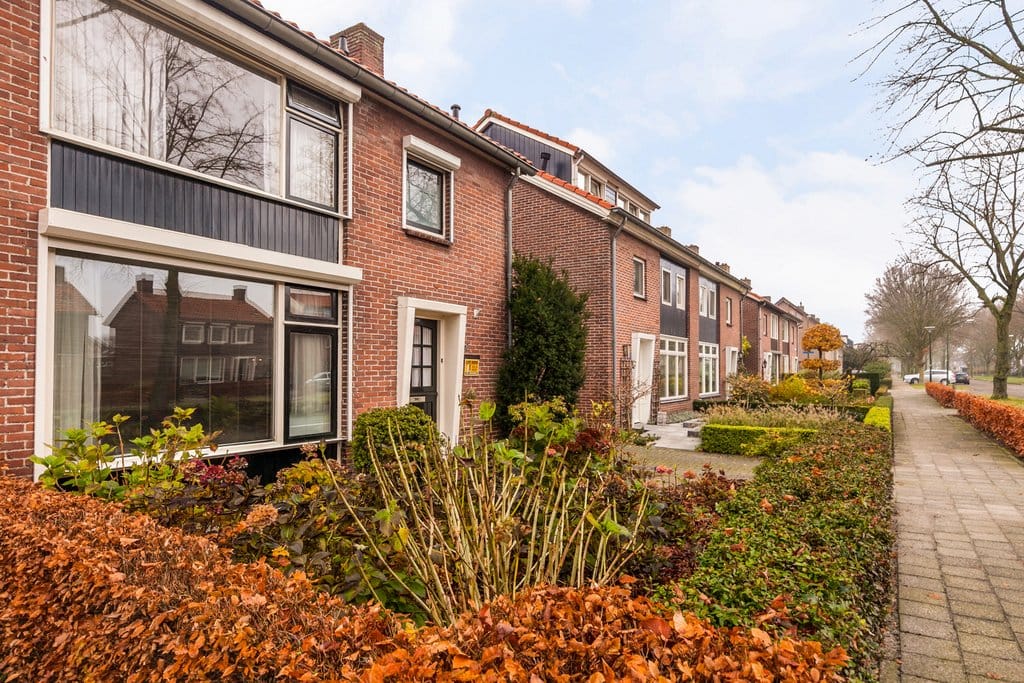 Photo 8 of Burgemeester Rietmanstraat 36