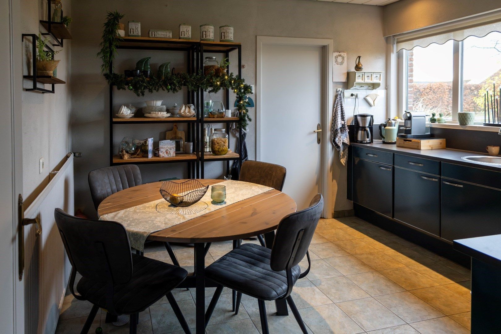 Foto 12 van Binnenweg 1