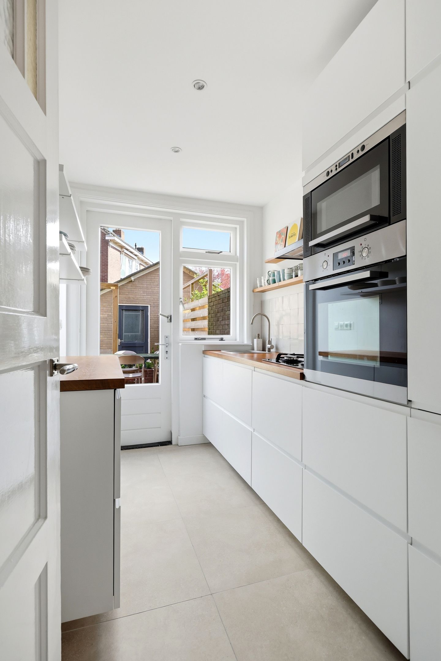Photo 14 of Borrostraat 13
