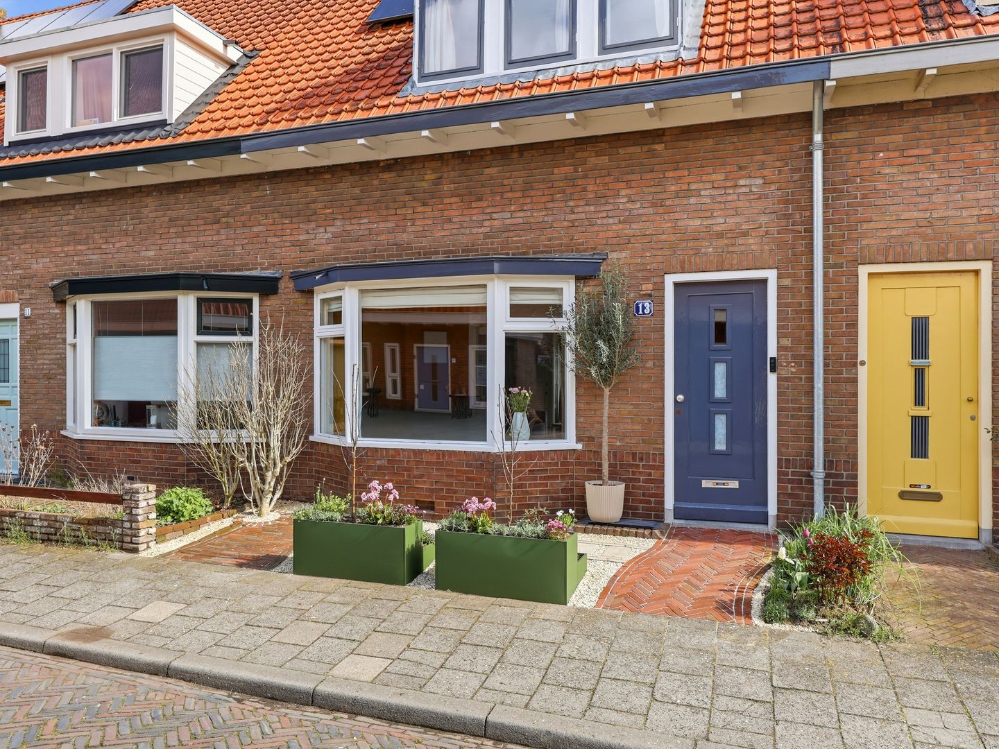 Photo 40 of Borrostraat 13