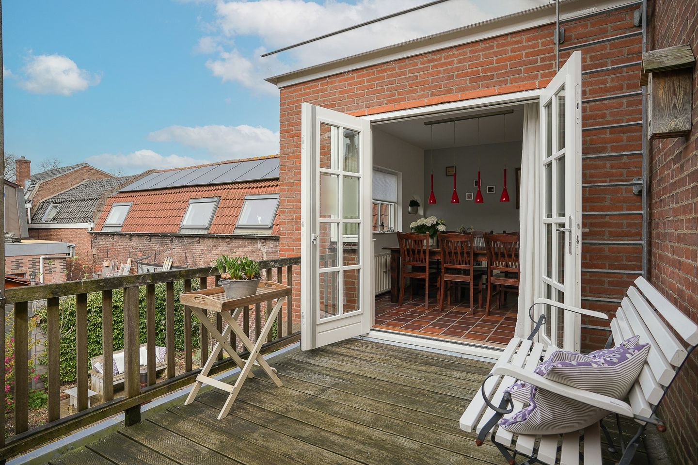 Charming historic terraced house with garage in centre of Leerdam — 25