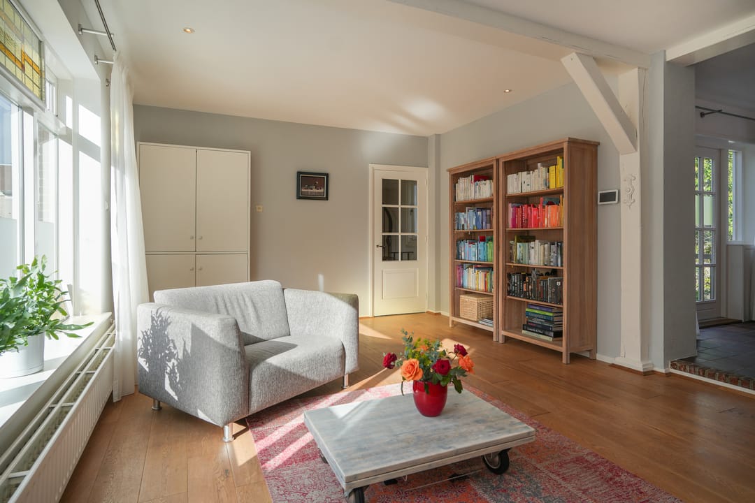 Charming historic terraced house with garage in centre of Leerdam — 17