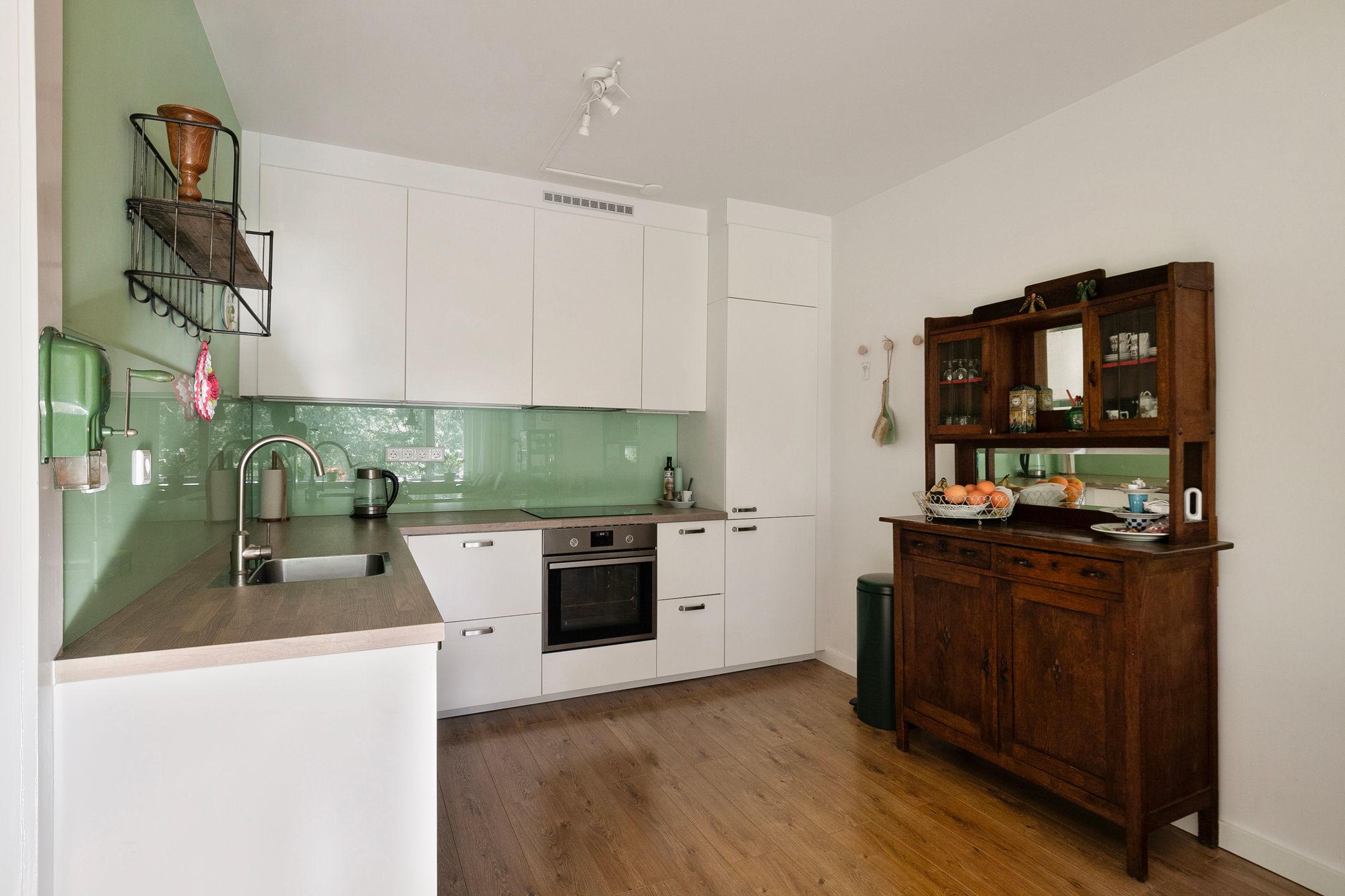 Foto 9 van Koningin Wilhelminalaan 2-A36