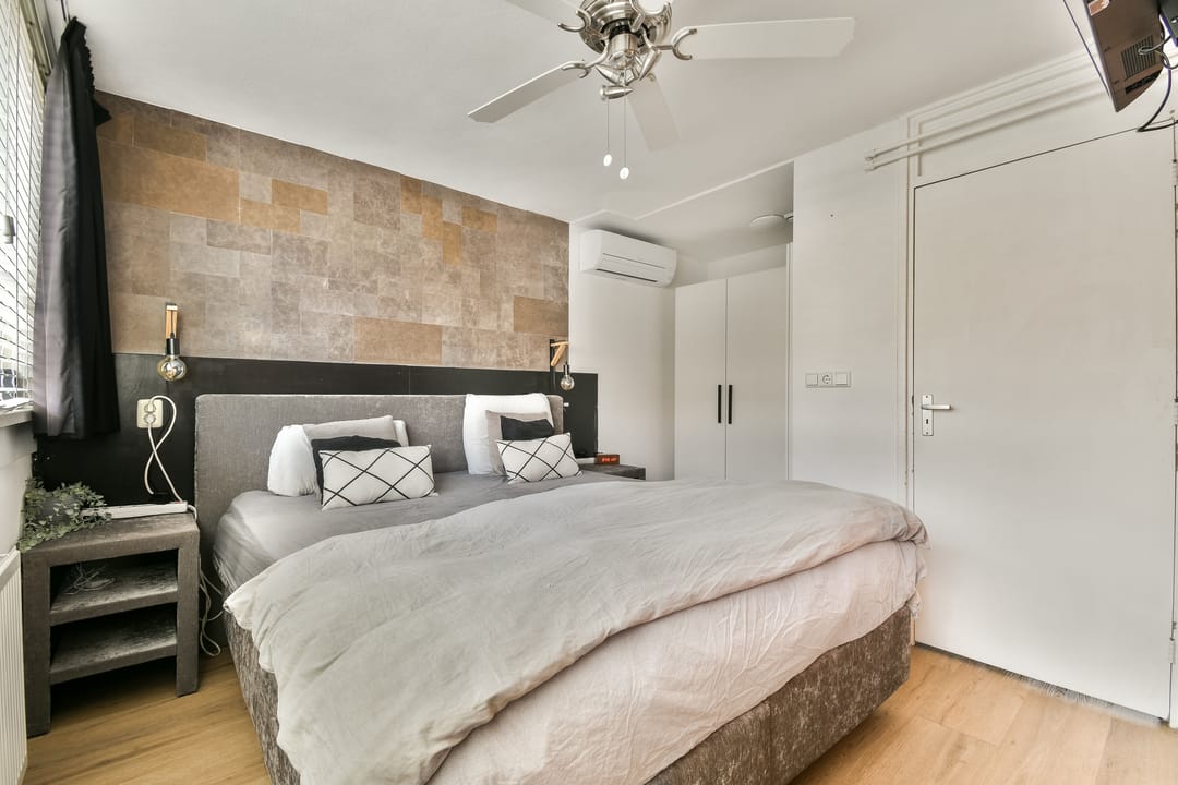 Move-in Ready Terraced Home with South-Facing Garden in Badhoevedorp — 16