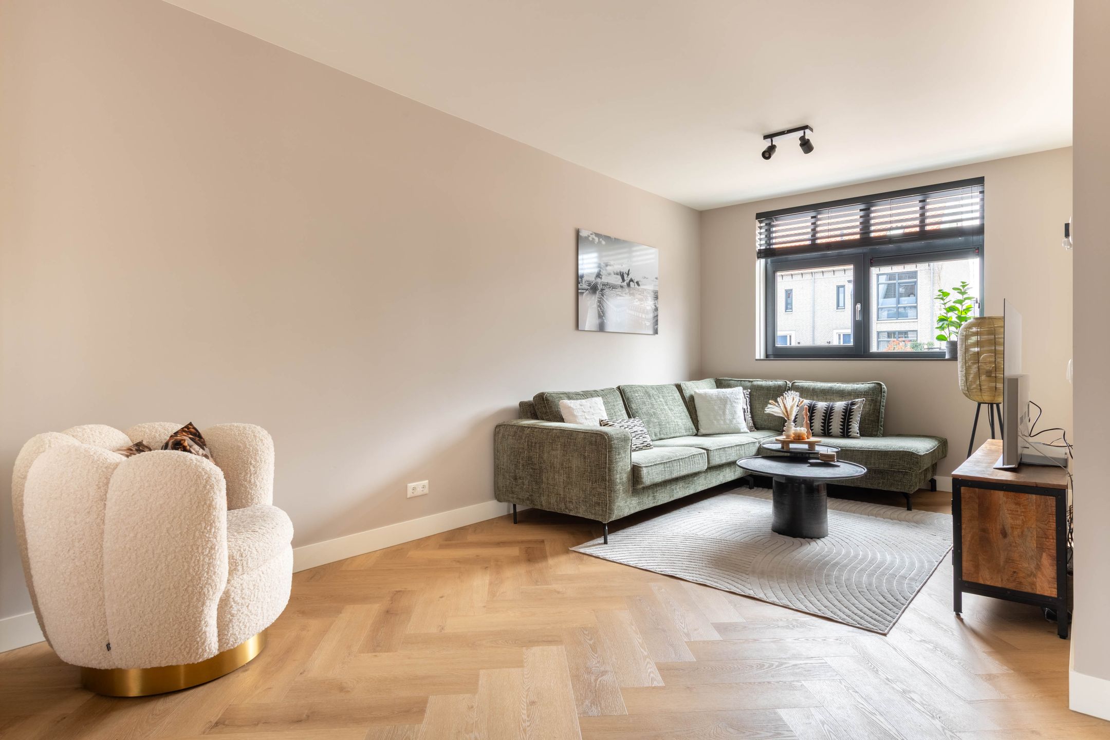 Photo 9 of Kattenstaart 4