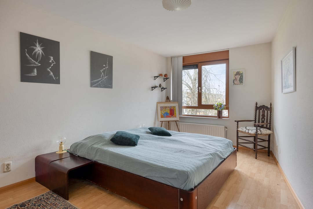 Photo 17 of Zeshoven 39