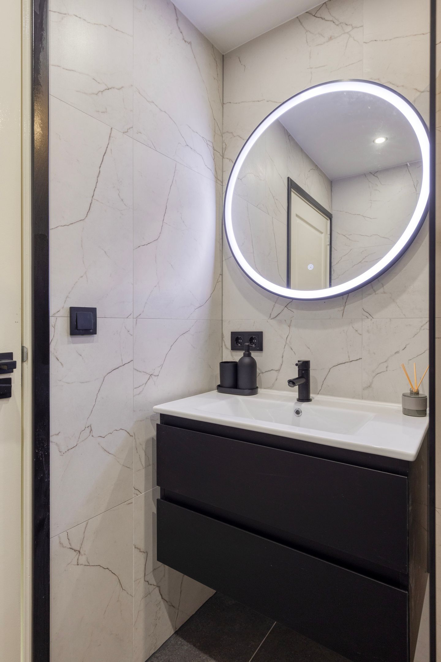 Foto 18 van Heemskerkstraat 98-B02