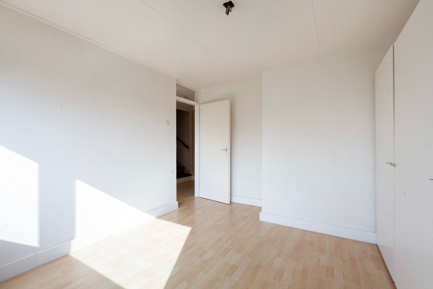 Foto 10 van Waalstraat 1