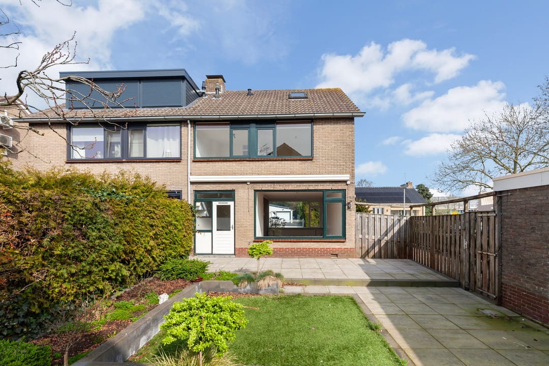 Foto 26 van Waalstraat 1