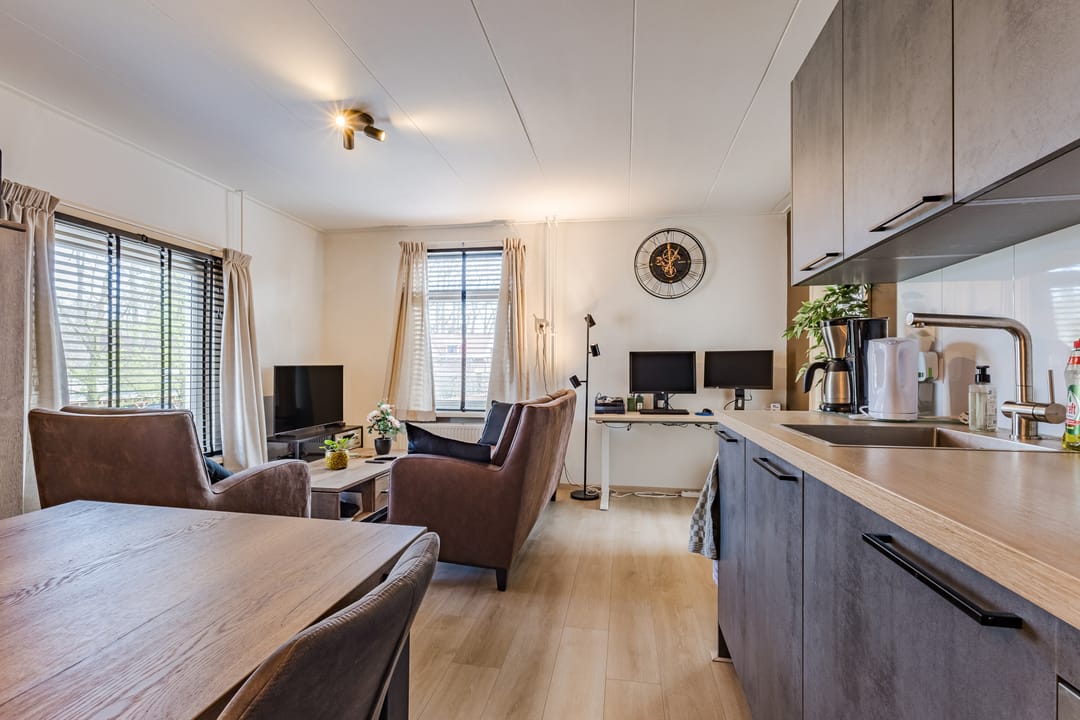 Photo 8 of Rentenierstraat 36-B