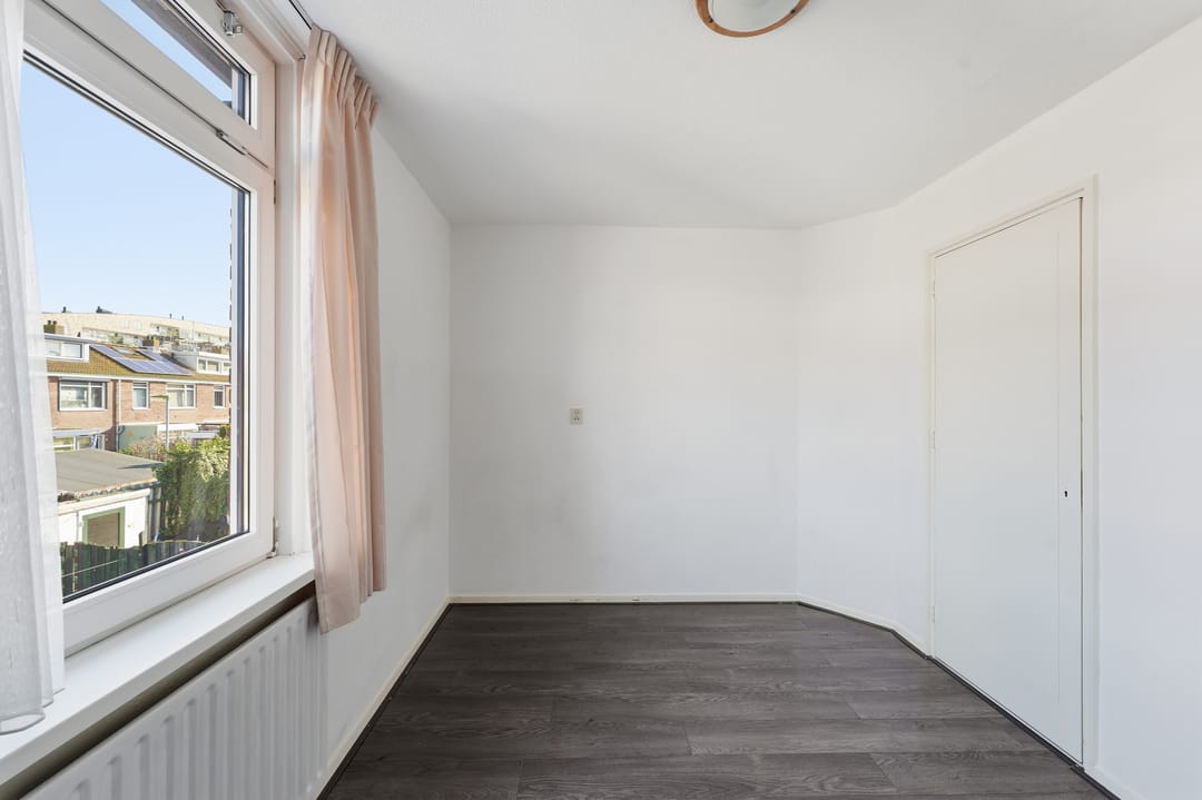 Photo 17 of Leeghwaterstraat 84