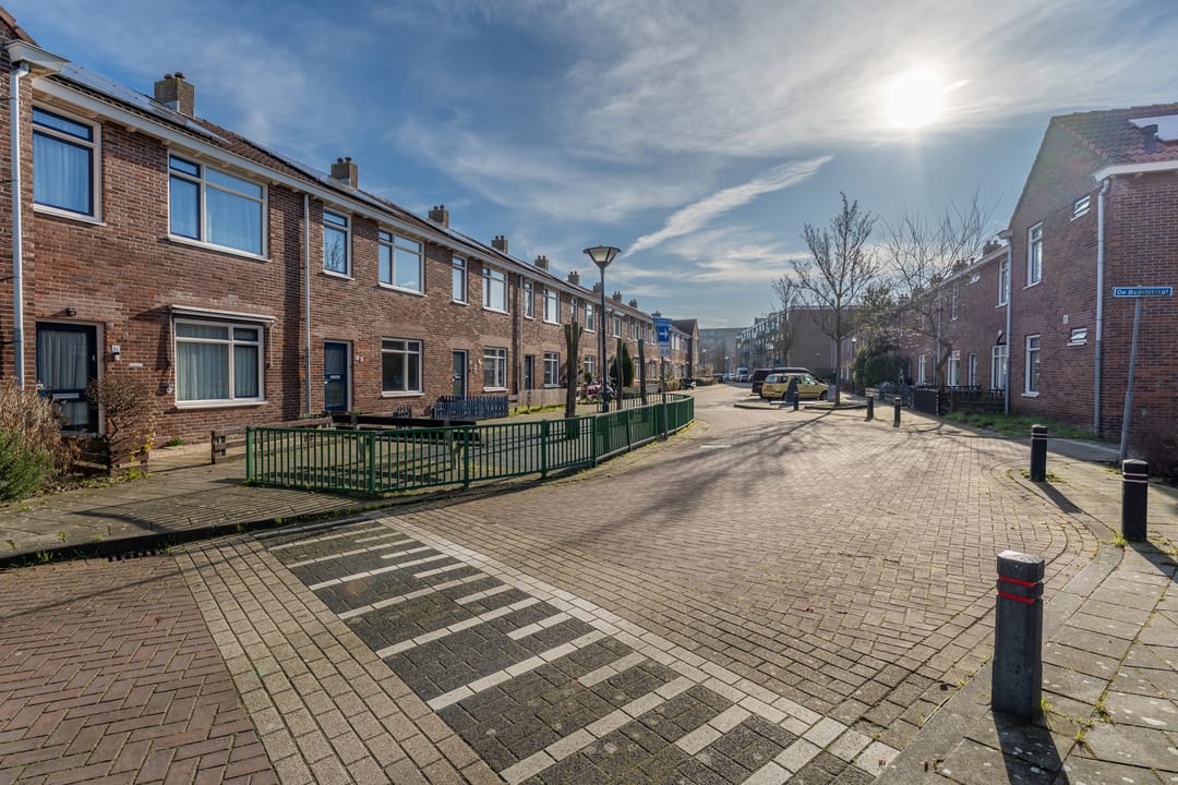 Photo 32 of Leeghwaterstraat 84