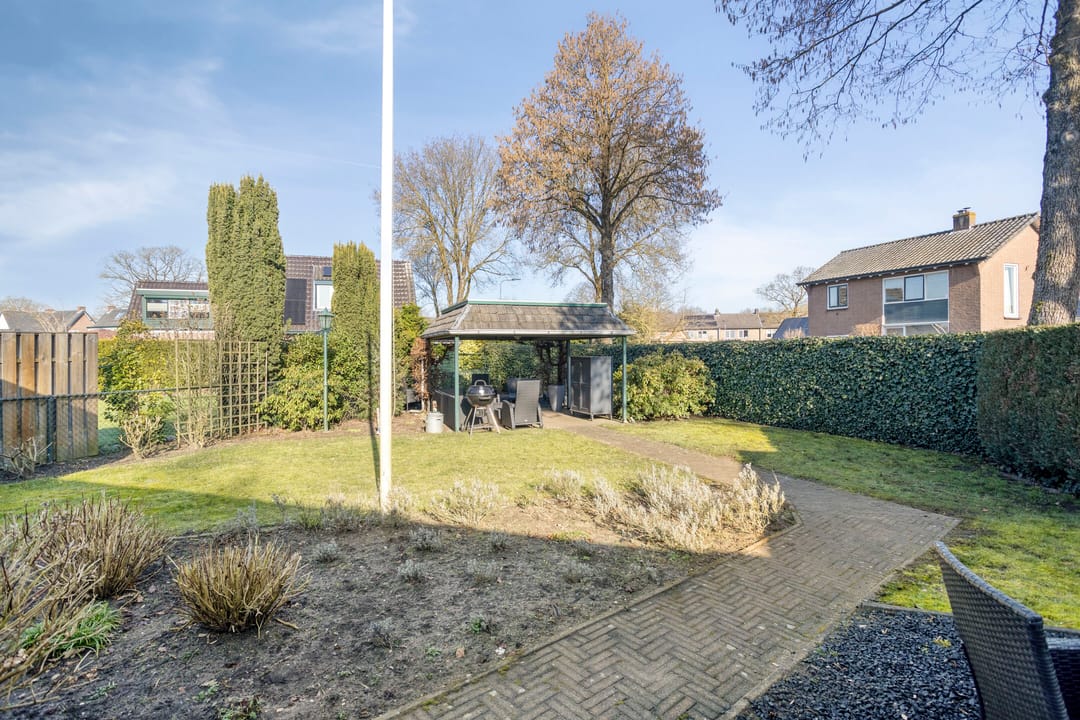 Foto 37 van van Riebeeckstraat 4