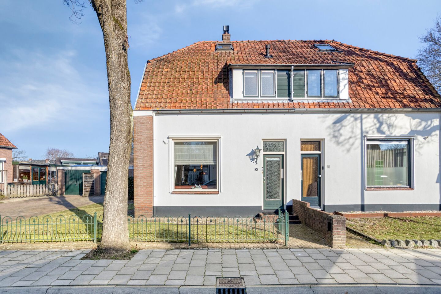 Foto 5 van van Riebeeckstraat 4