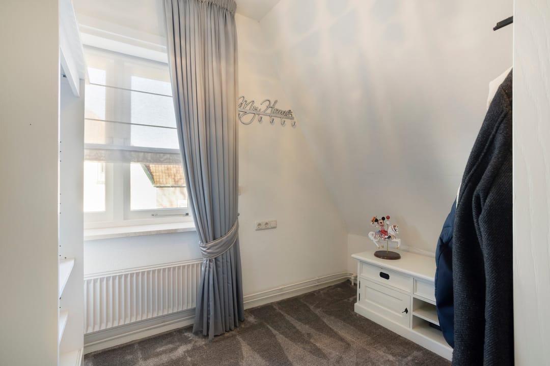Photo 23 of van Riebeeckstraat 4