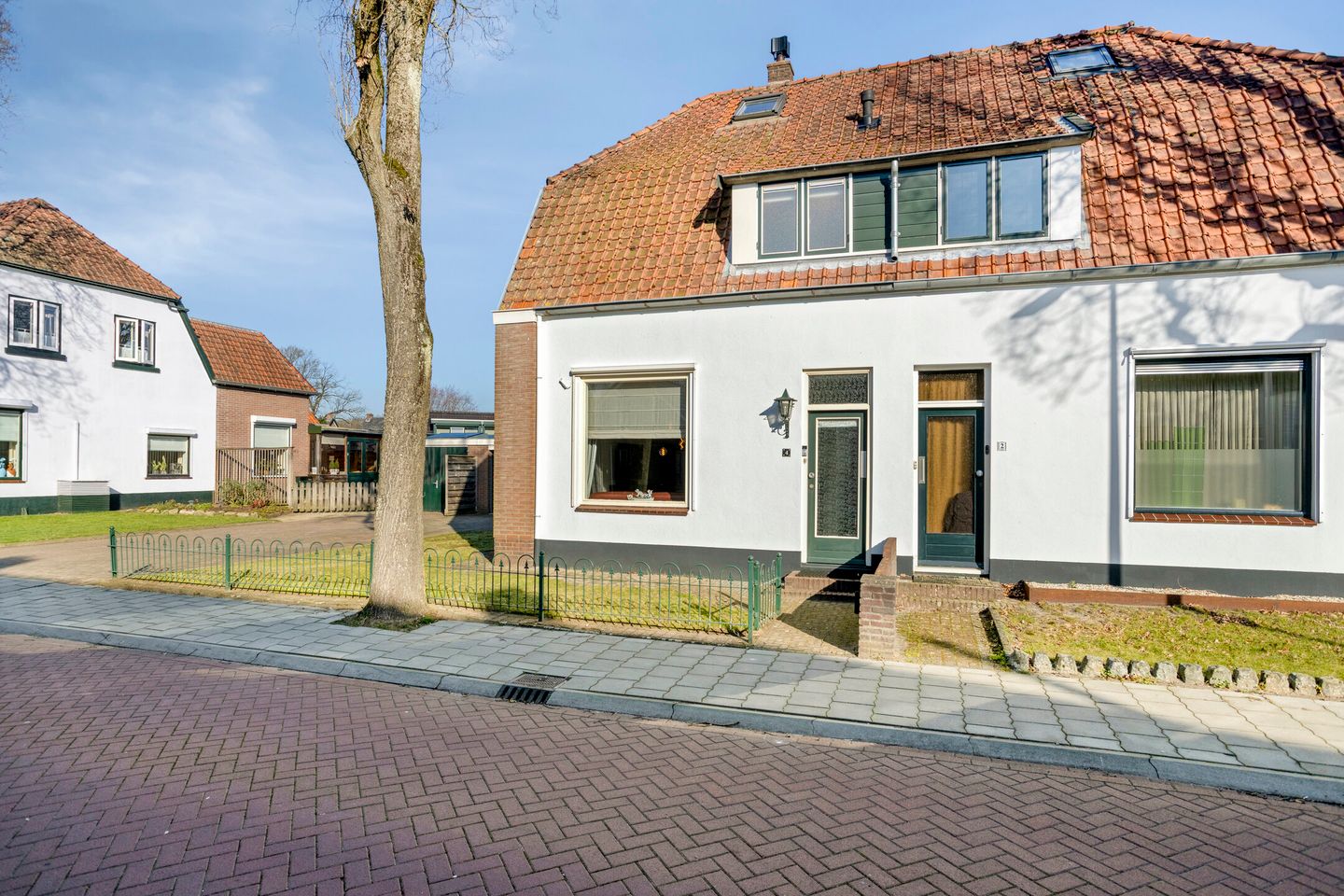 Photo 40 of van Riebeeckstraat 4