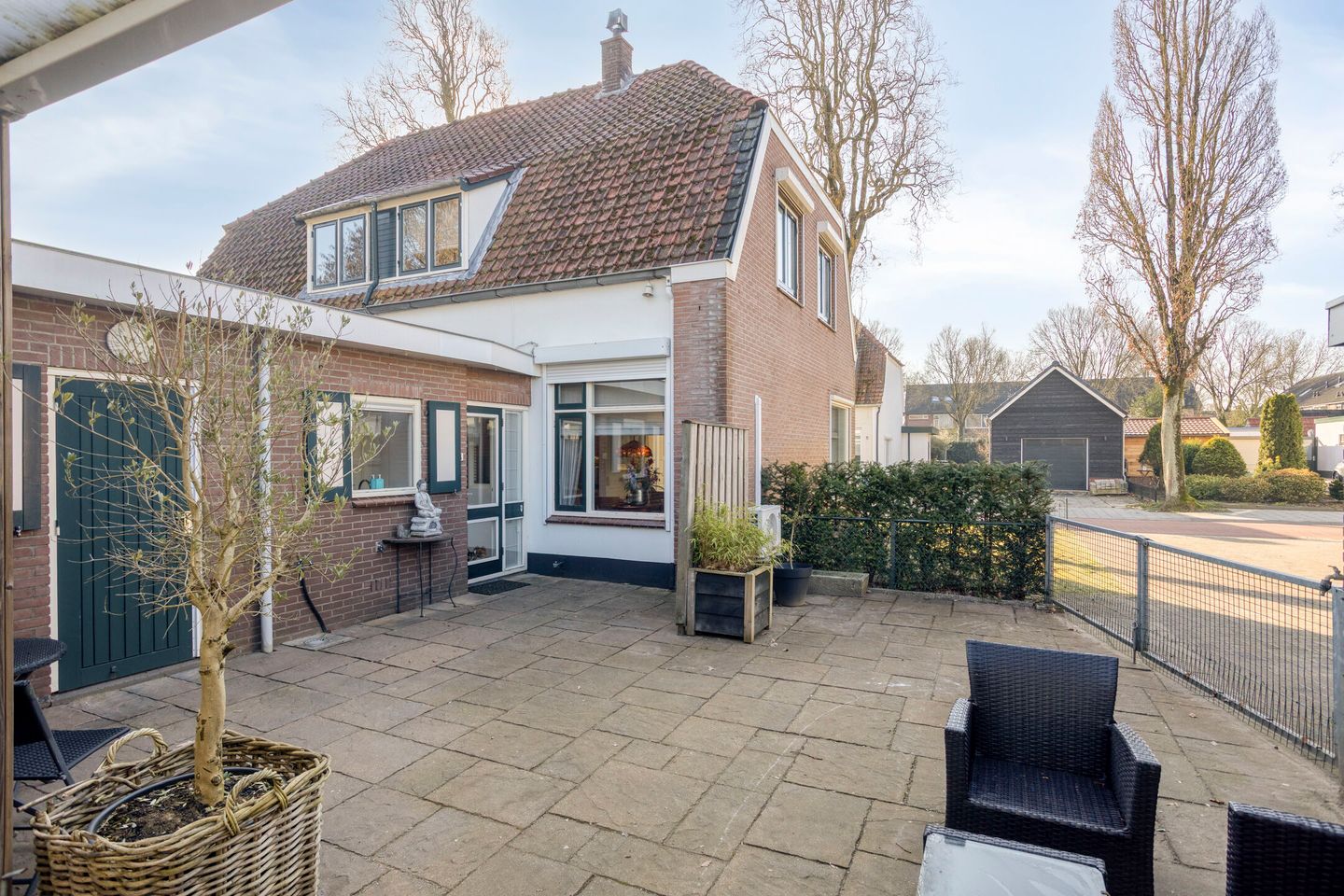 Foto 34 van van Riebeeckstraat 4