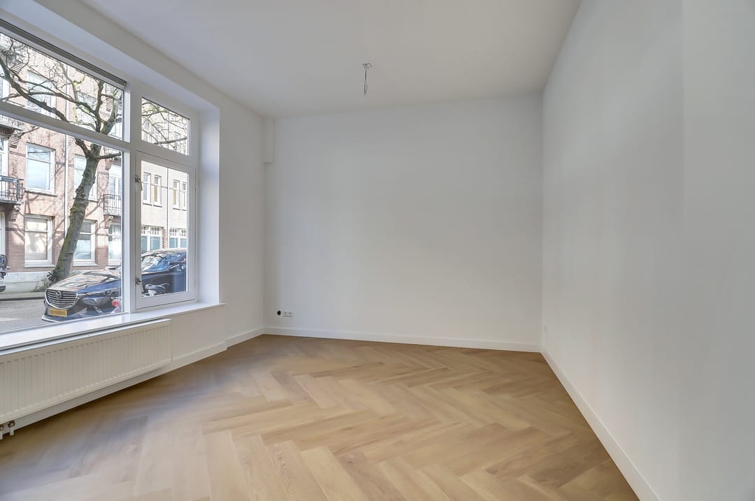 Photo 2 of Cornelis Trooststraat 64-H