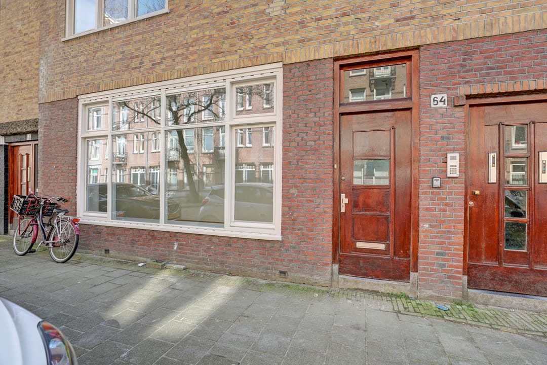 Photo 23 of Cornelis Trooststraat 64-H