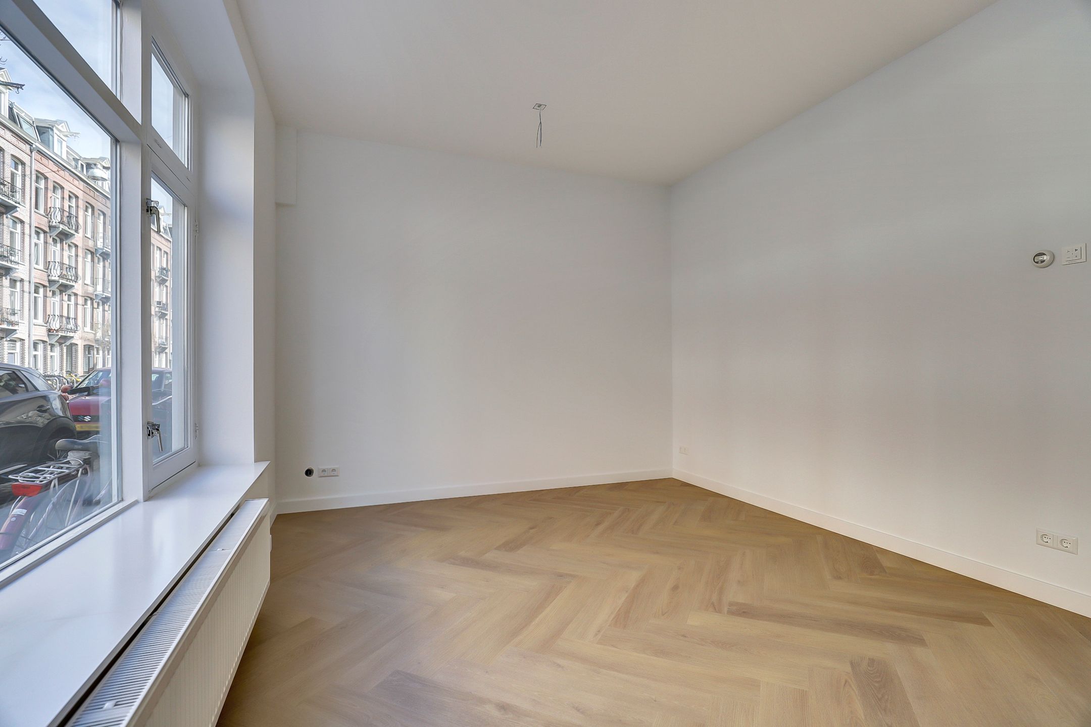 Photo 3 of Cornelis Trooststraat 64-H