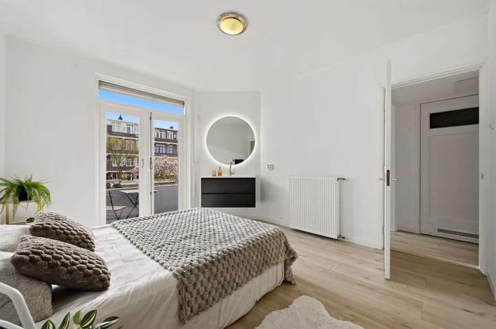 Photo 5 of Wognumstraat 8