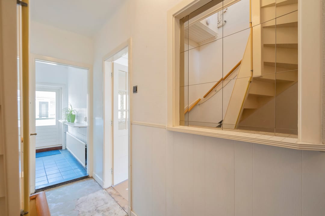 Photo 37 of Bloemendaalsestraatweg 77