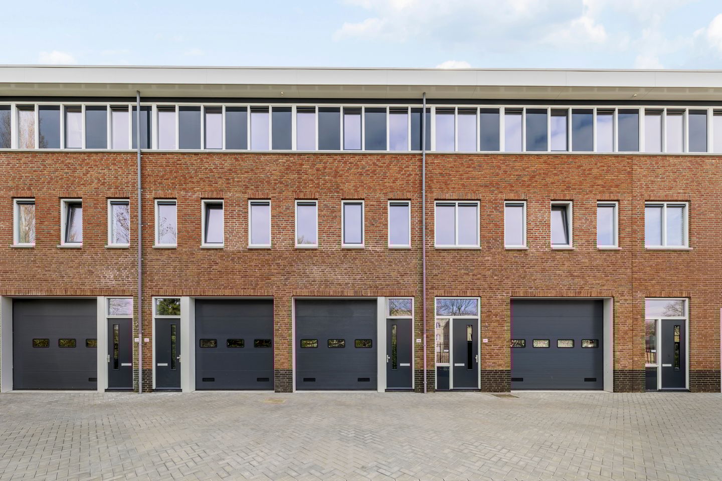 Bekijk foto 2 van Nijverheidslaan 2-A6