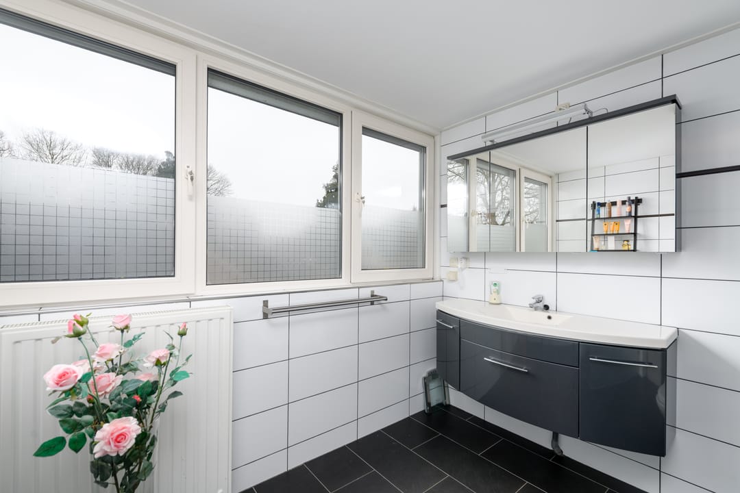 Photo 26 of Oltholtstraat 12